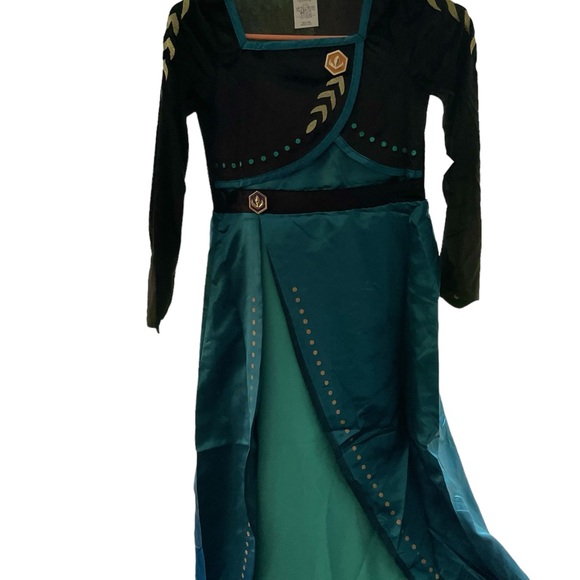 Queen Anna Coronation Dress From Frozen Two - Picture 5 of 8